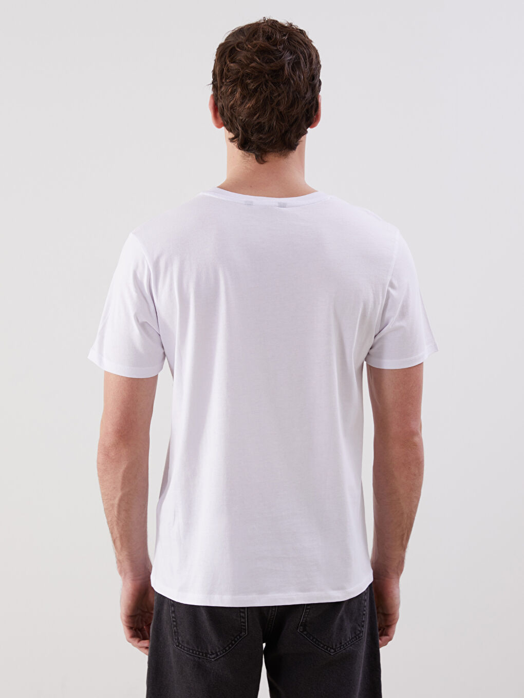 Beyaz Bisiklet Yaka Kısa Kollu Erkek Tişört-3