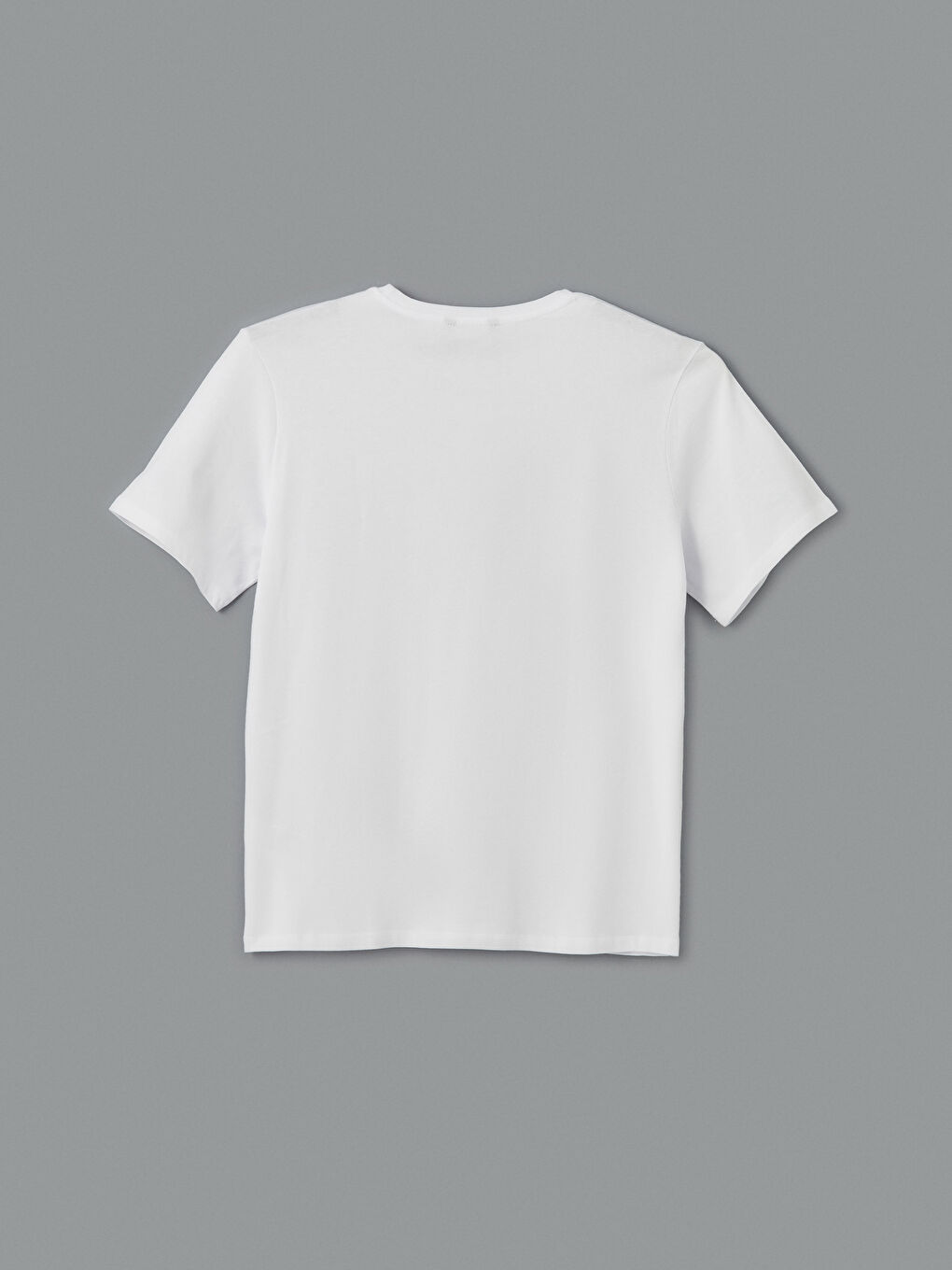 Beyaz Bisiklet Yaka Kısa Kollu Erkek Tişört-5