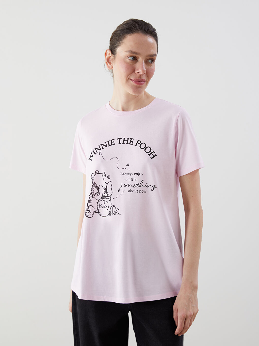 Ženska majica okruglog izreza sa otiskom Winnie the Pooh -S5I044Z8-QWM