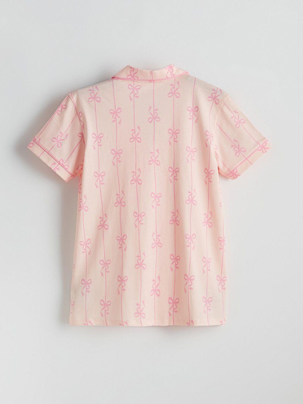 Pembe Gömlek Yaka Fiyonk Baskılı Kadın Pijama Üstü-1