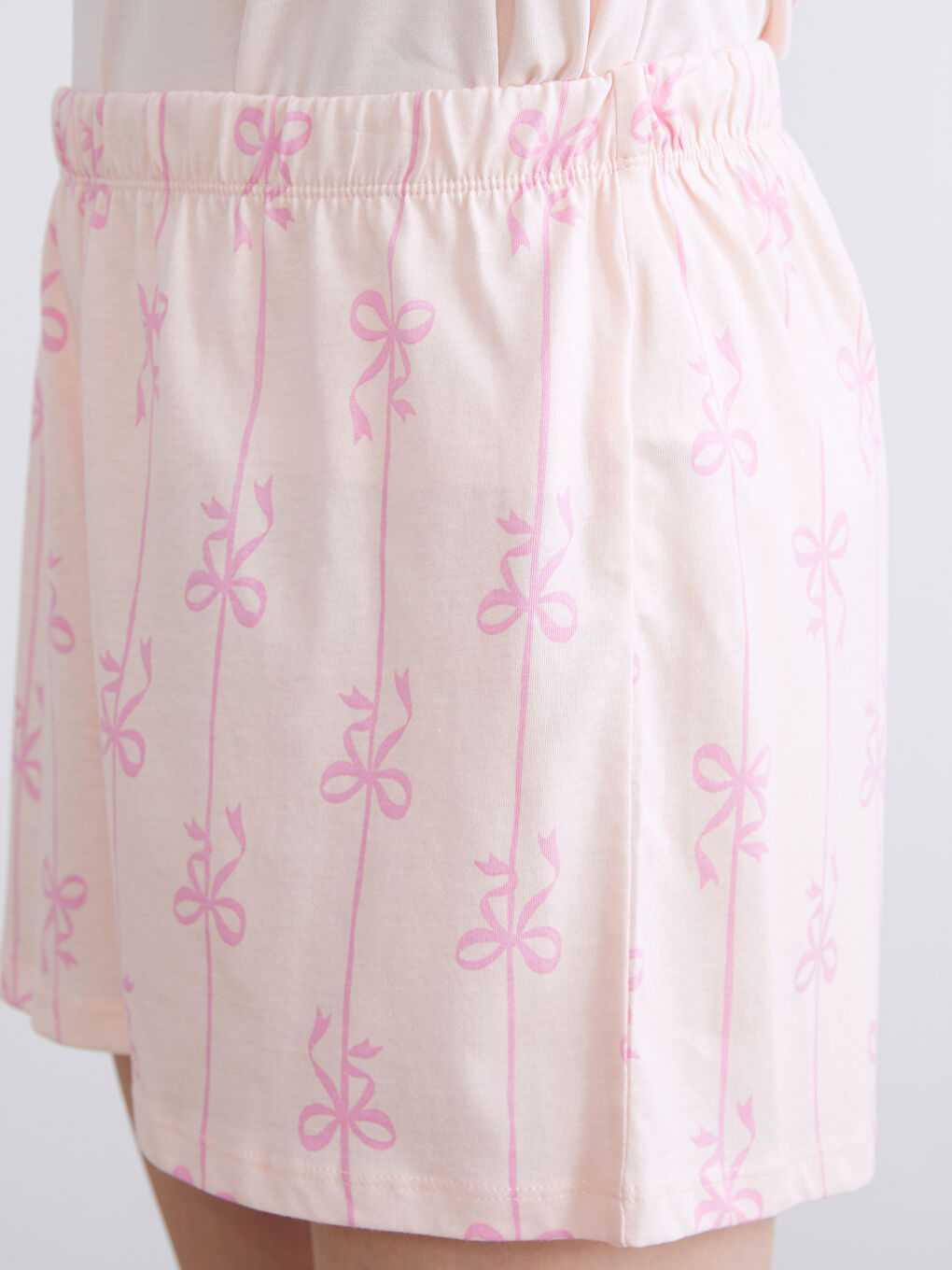 Pembe Beli Lastikli Fiyonk Desenli Kadın Şort Pijama Alt-2
