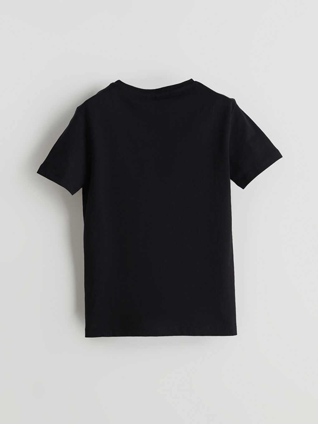 Siyah Bisiklet Yaka Erkek Çocuk Tişört-1