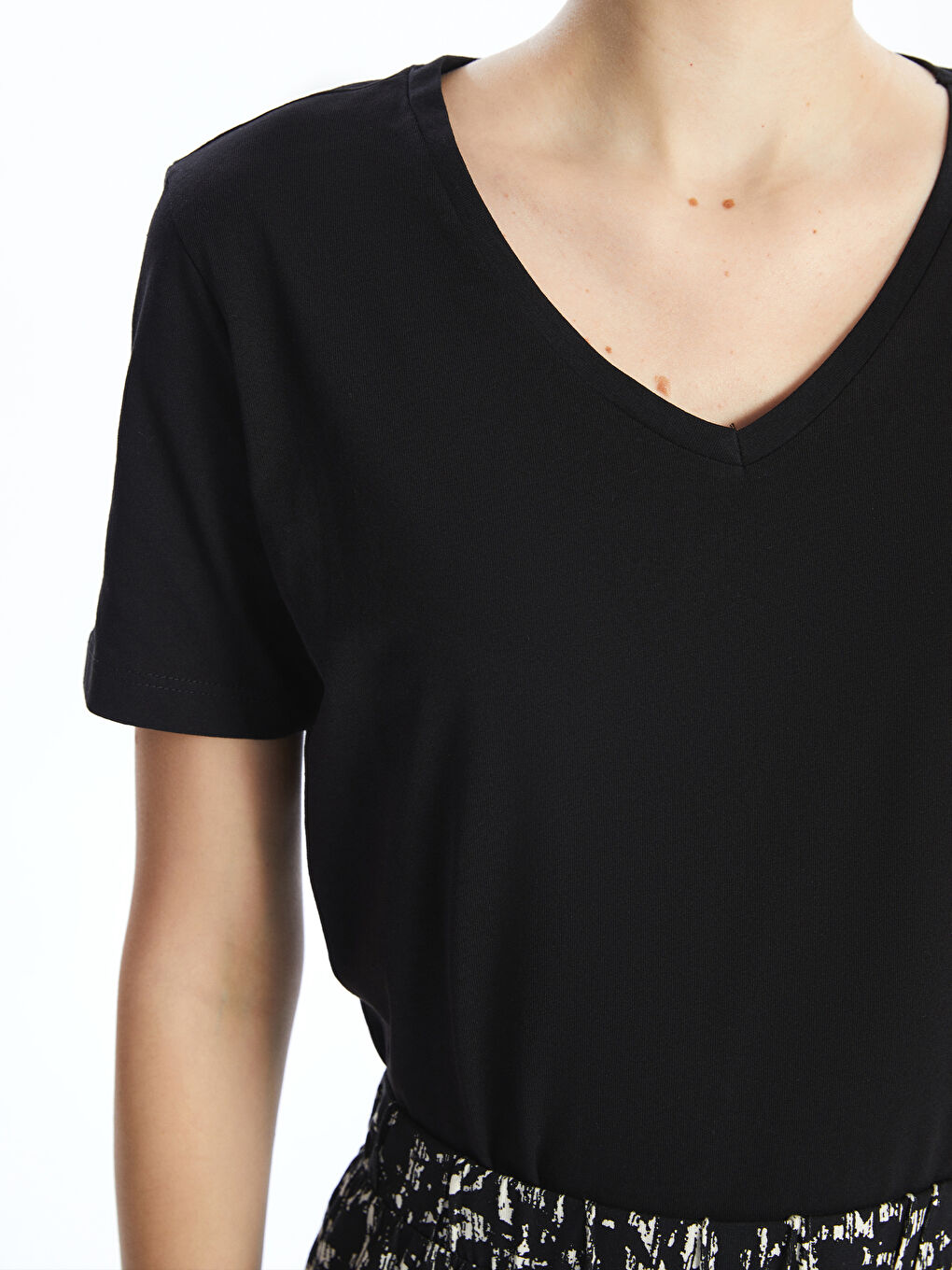 V-Neck Women's T-Shirt -S5I278Z8-CVL