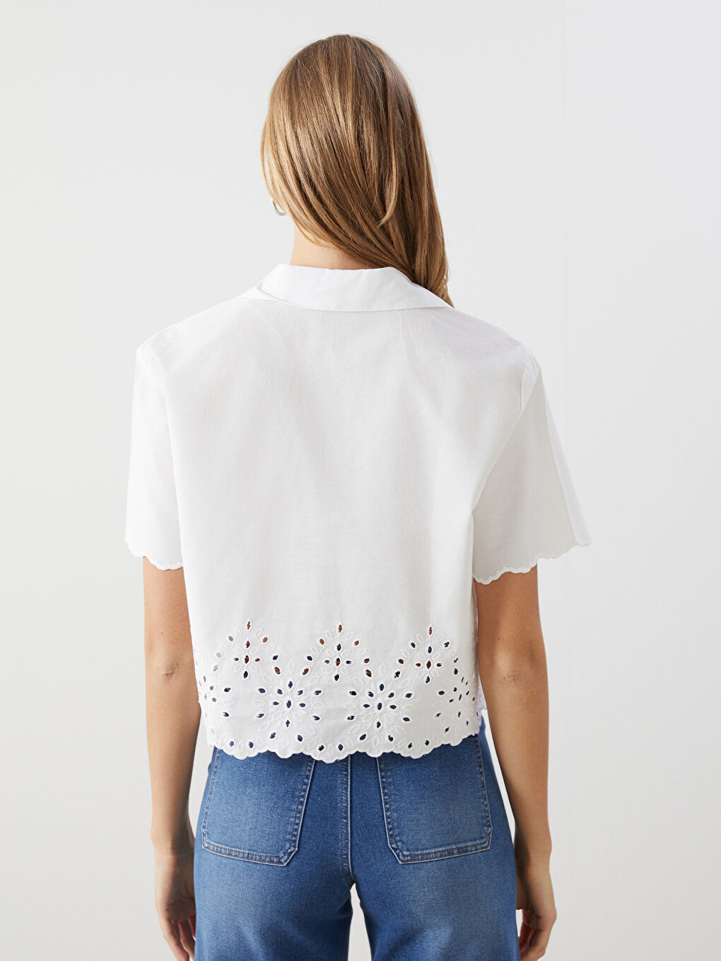 Ekru Ajurlu Poplin Kadın Gömlek-3