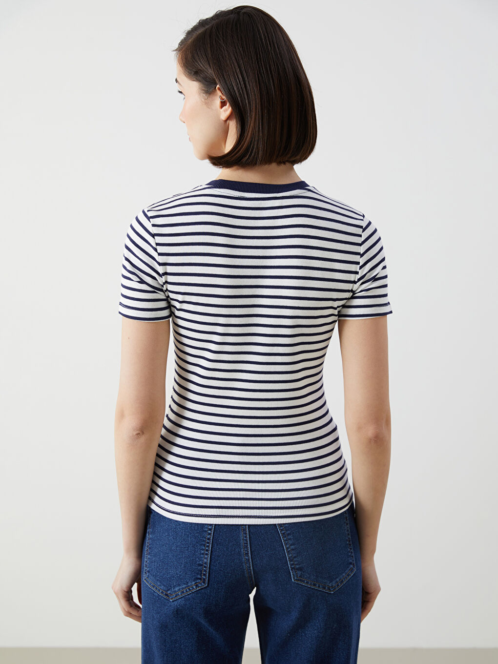 Lacivert Bisiklet Yaka Çizgili Kadın Tişört-3