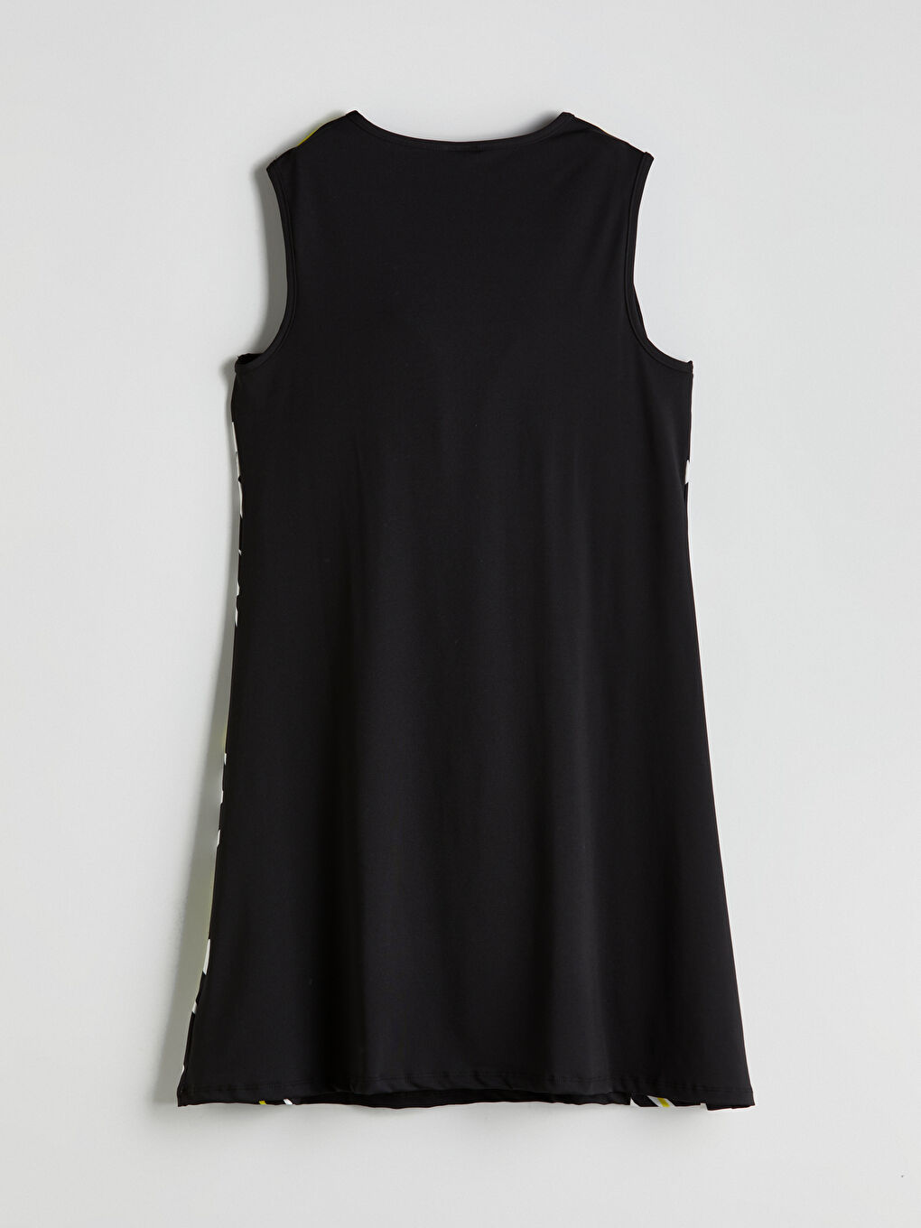 Siyah Bisiklet Yaka Desenli Kadın Tesettür Mayo-1