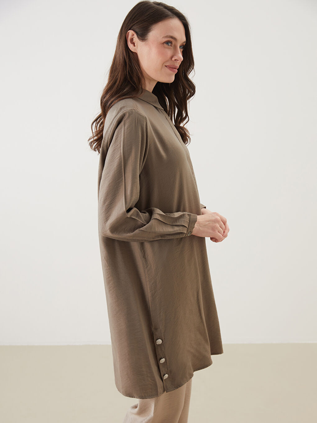 Kahverengi Gömlek Yaka Kadın Tunik
