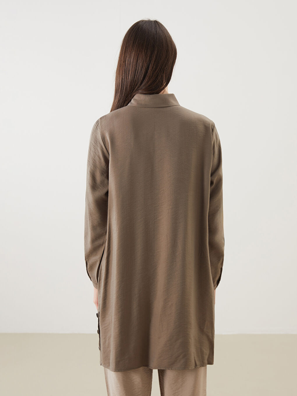 Kahverengi Gömlek Yaka Kadın Tunik-3