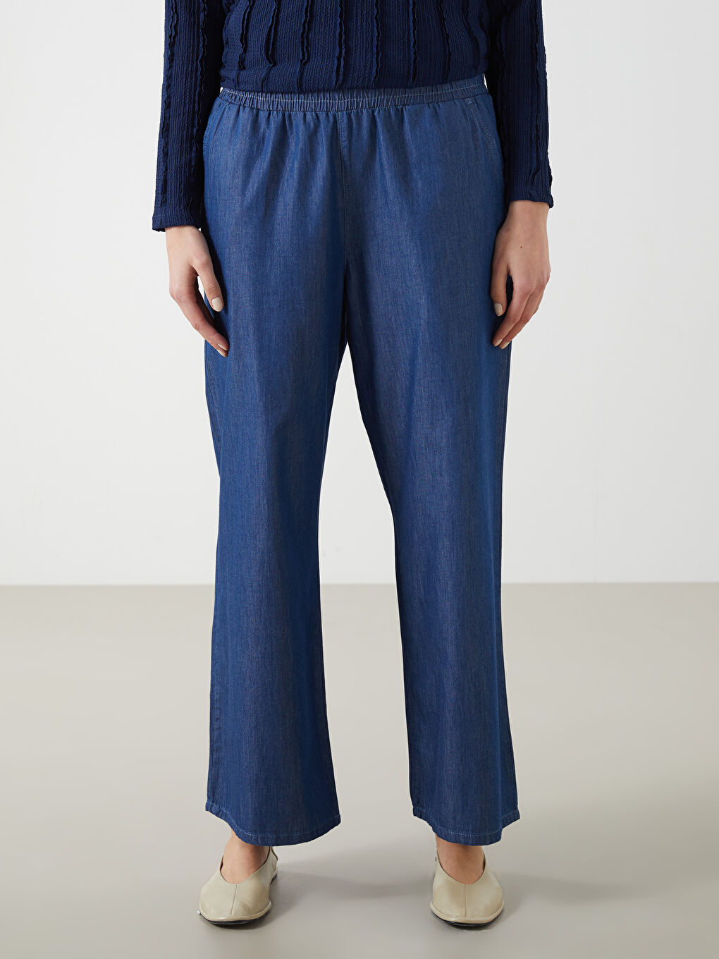 Wideleg Women's Jeans With Elastic Waist -S5I500Z8-563