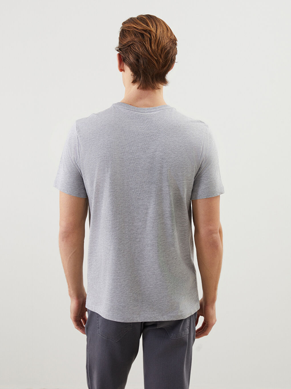 Gri Bisiklet Yaka Kısa Kollu Baskılı Erkek Tişört-3