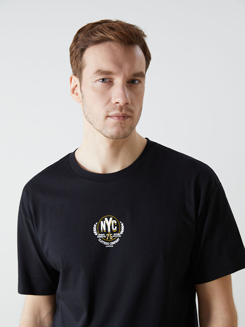 Siyah Bisiklet Yaka Kısa Kollu Baskılı Penye Erkek Tişört-2