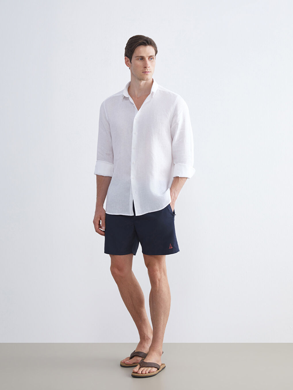 شورت سباحة قصير سادة للرجال-1