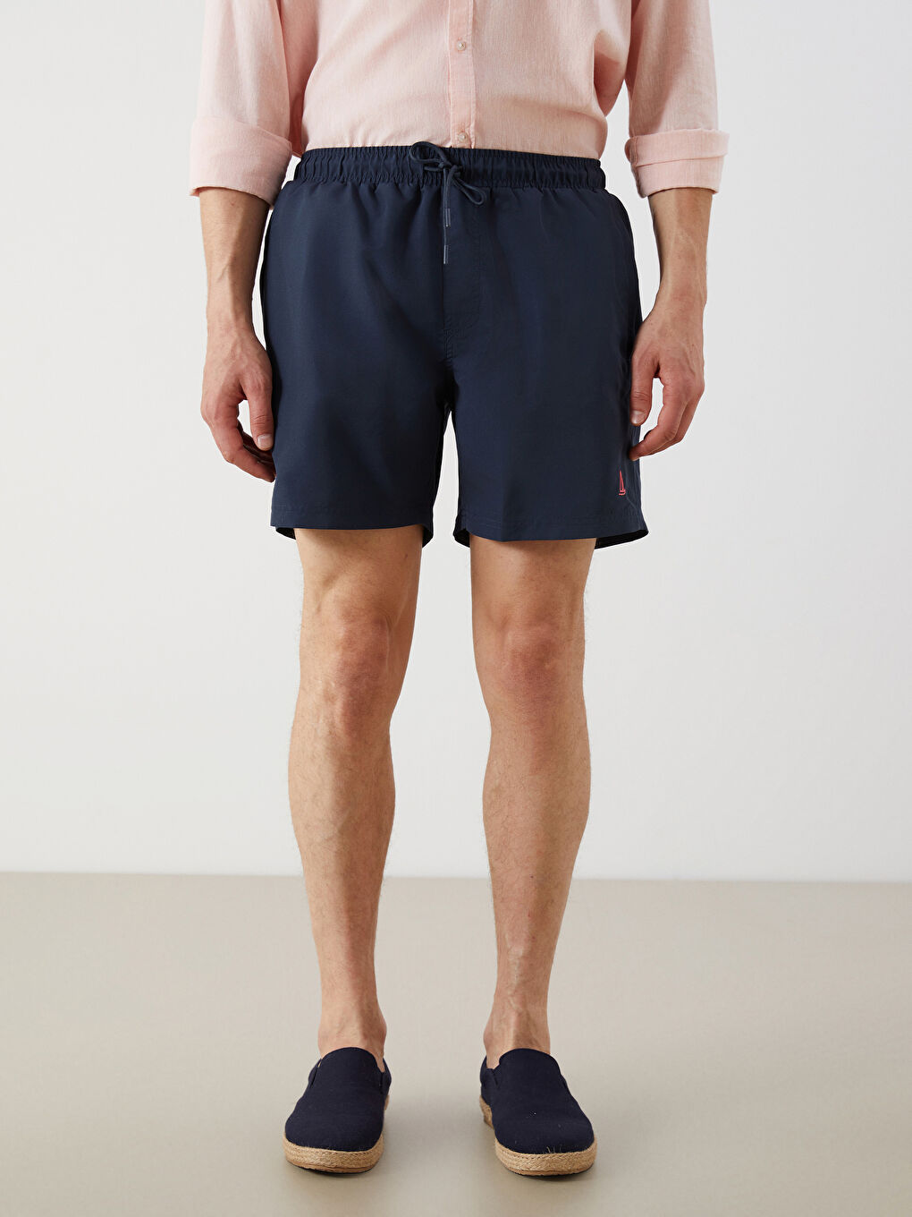 شورت سباحة قصير سادة للرجال-3