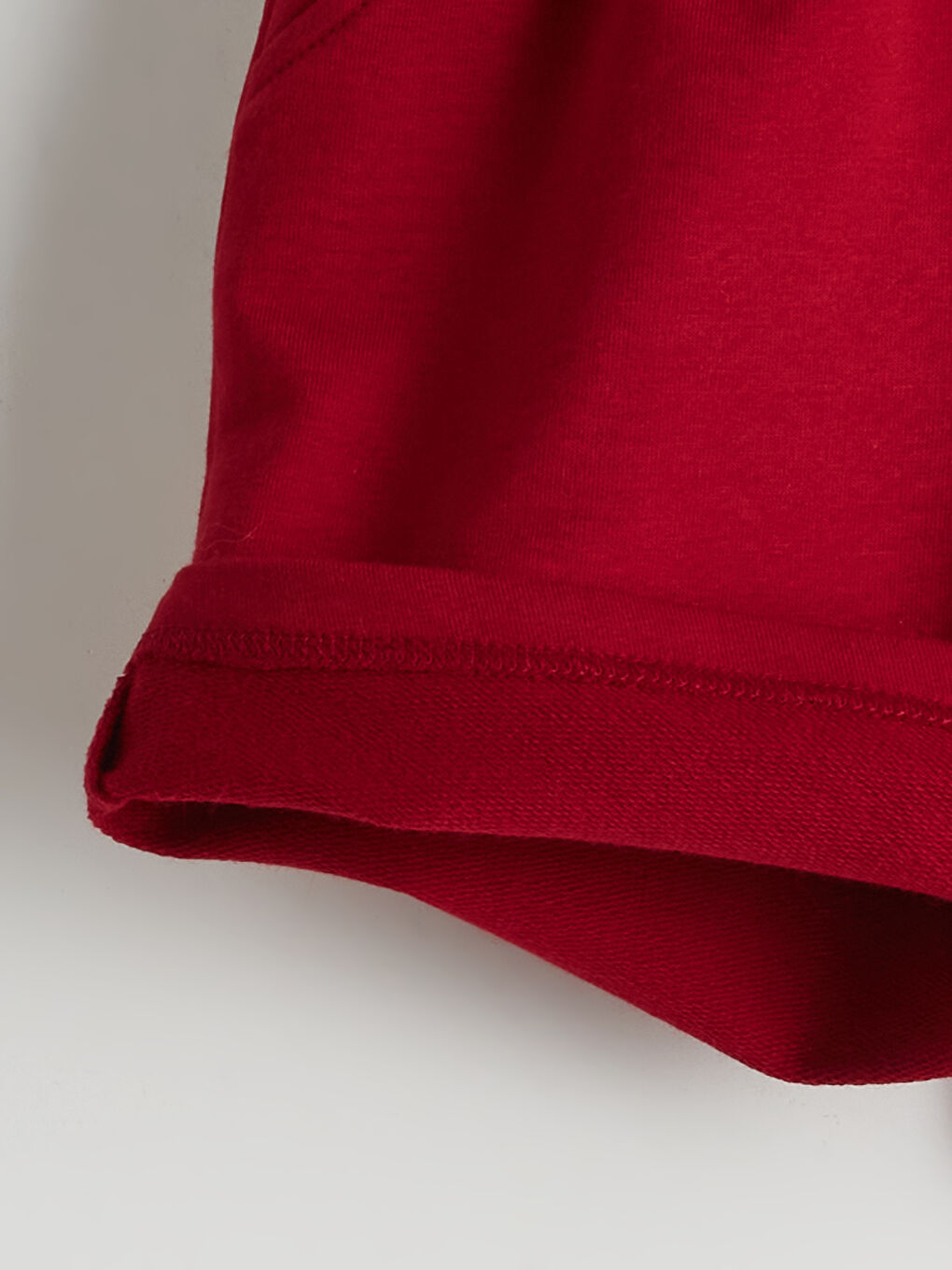 Kırmızı Beli Lastikli Galatasaray Baskılı Erkek Bebek Şort-2