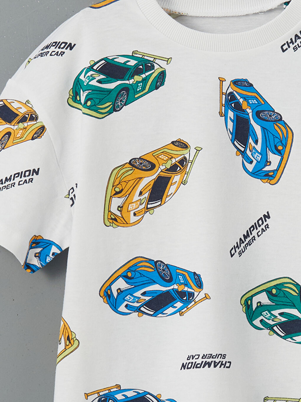 Beyaz Bisiklet Yaka Baskılı Erkek Çocuk Tişört-2