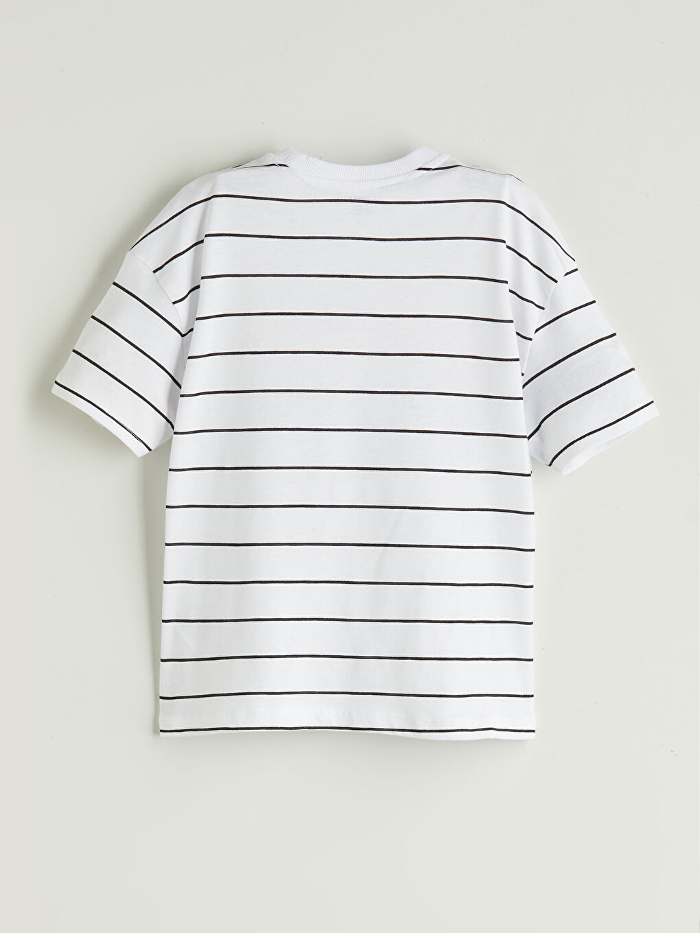 Beyaz Bisiklet Yaka Baskılı Erkek Çocuk Tişört-1