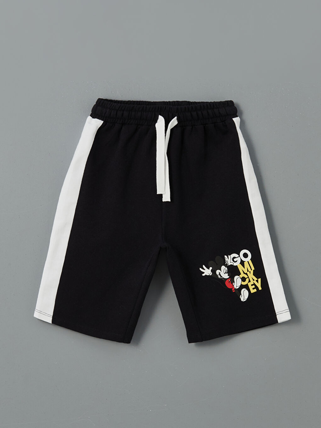 mickey mouse басылған ұлдарға арналған футболка мен шорты-3