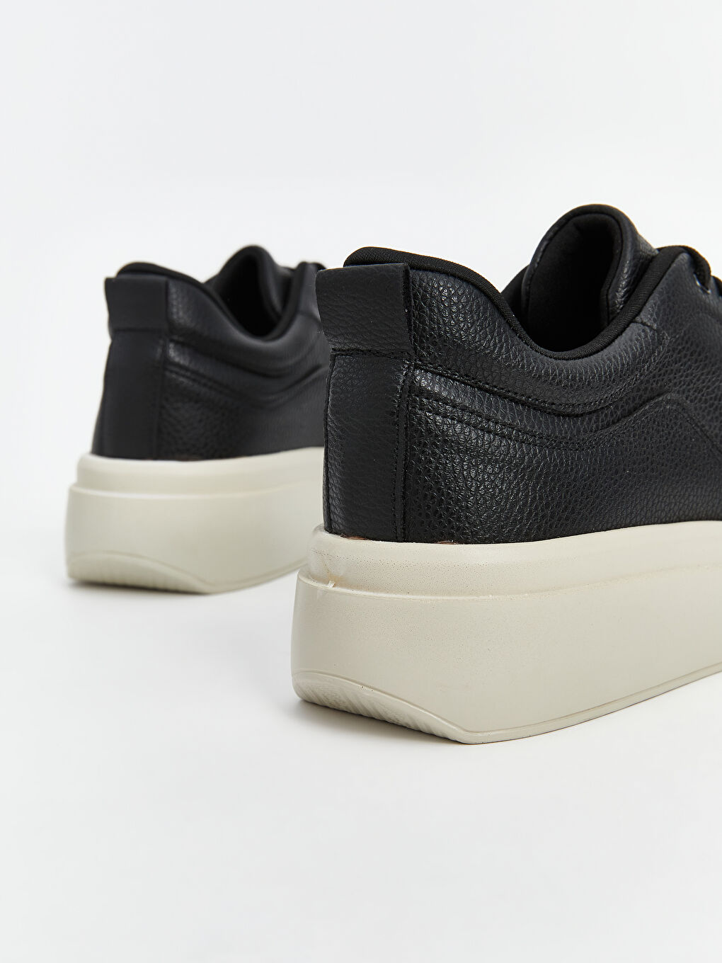 Siyah Bağcıklı Kadın Spor Ayakkabı-4