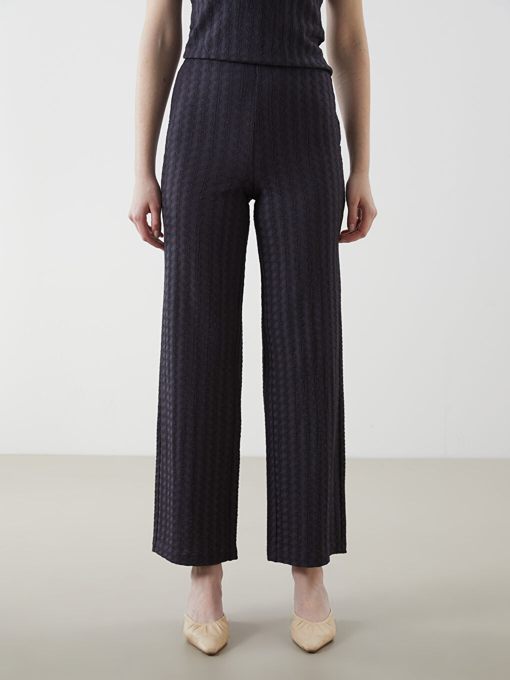LC Waikiki Elasticated Waist Textured Women's Trousers -S5ID63Z8-HGV
