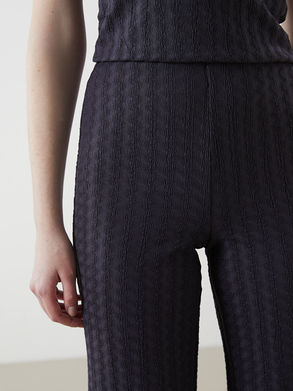 LC Waikiki Elasticated Waist Textured Women's Trousers -S5ID63Z8-HGV