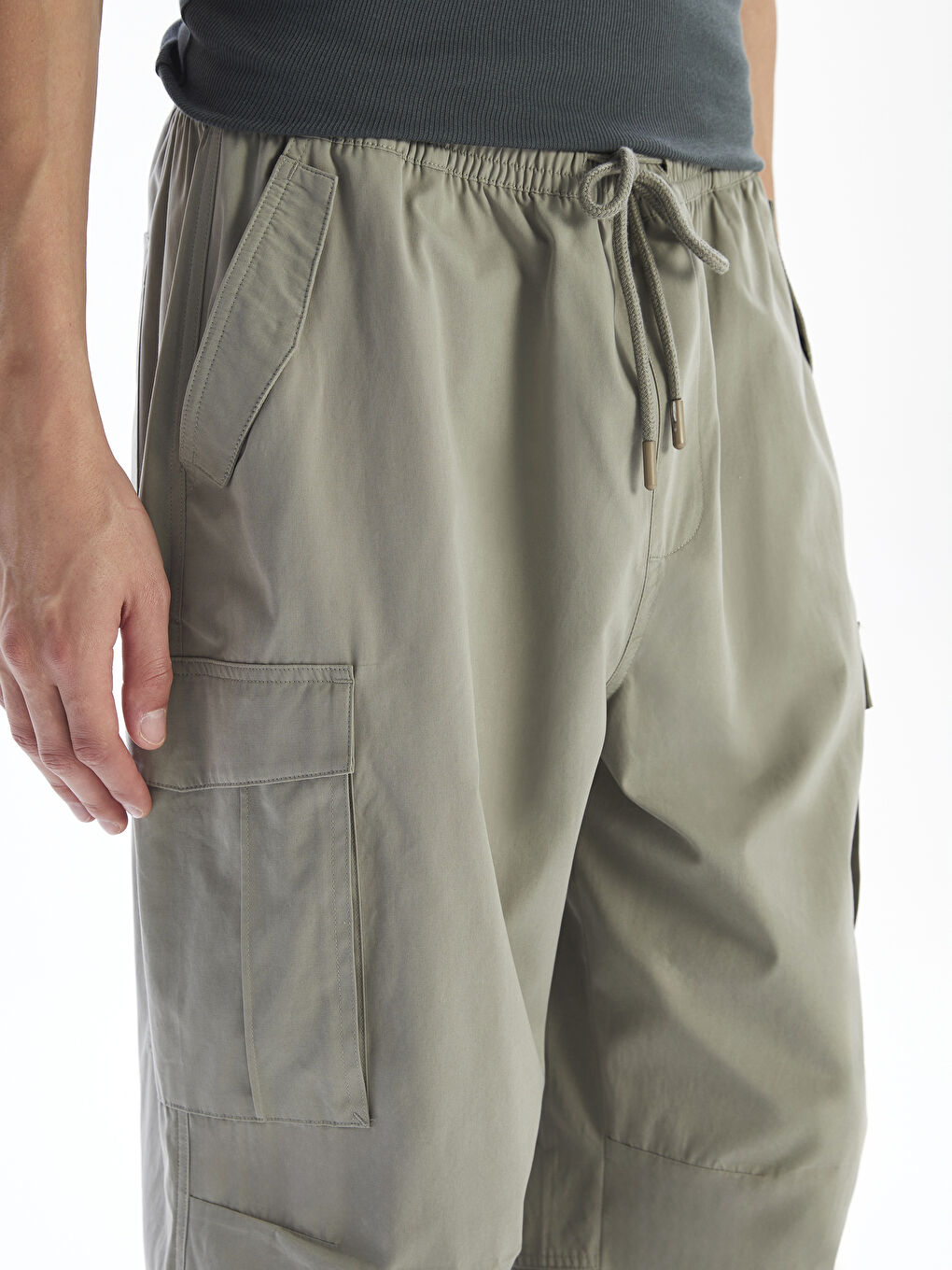 Relaxed Fit Men's Cargo Trousers-2