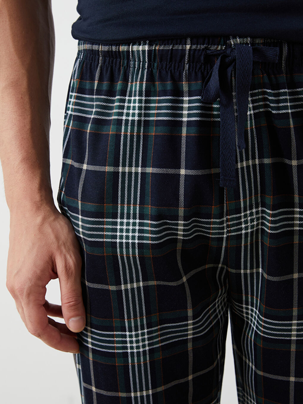 LC WAIKIKI Regular Fit Plaid Men's Pyjama Bottoms -W50110Z8-LSJ