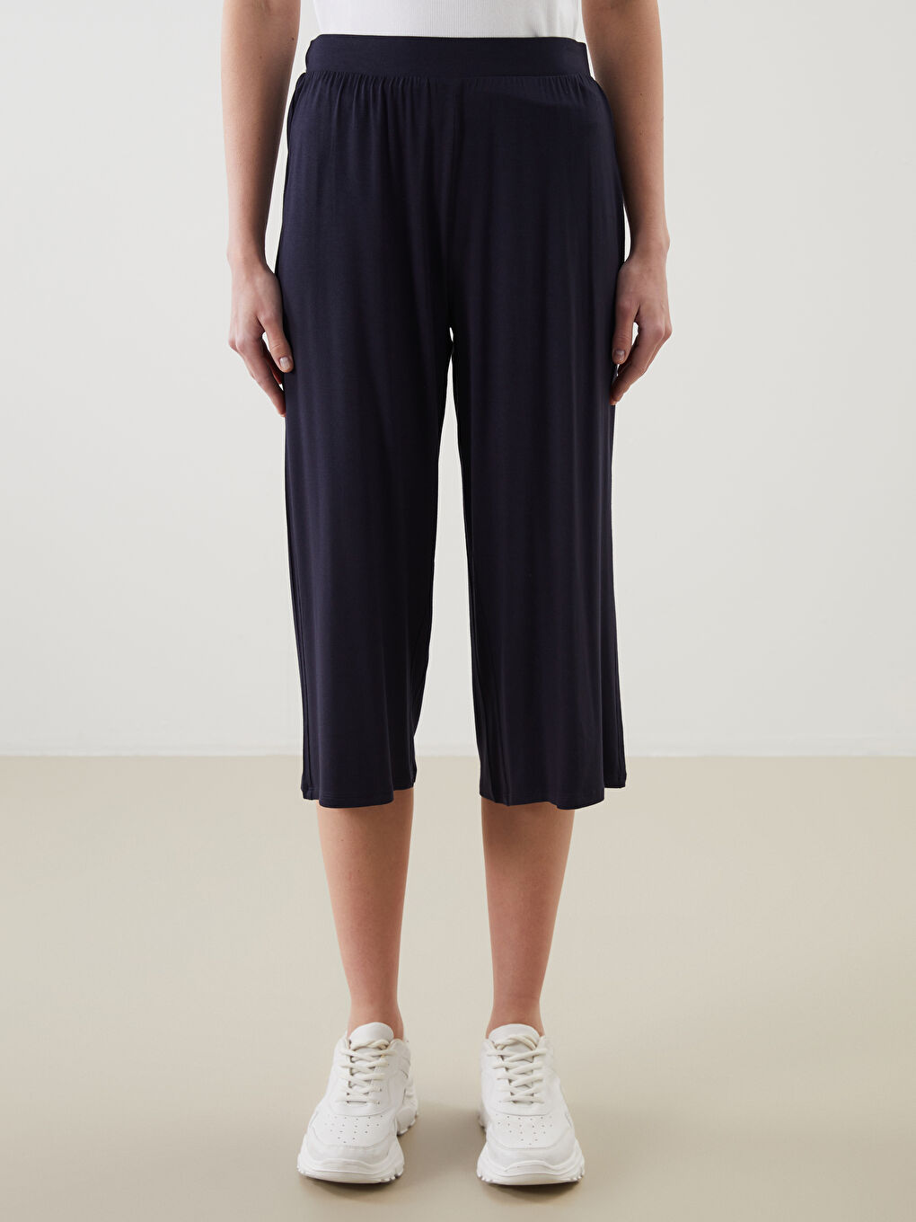 Elastic Waist Capri -S5IG17Z8-E1J