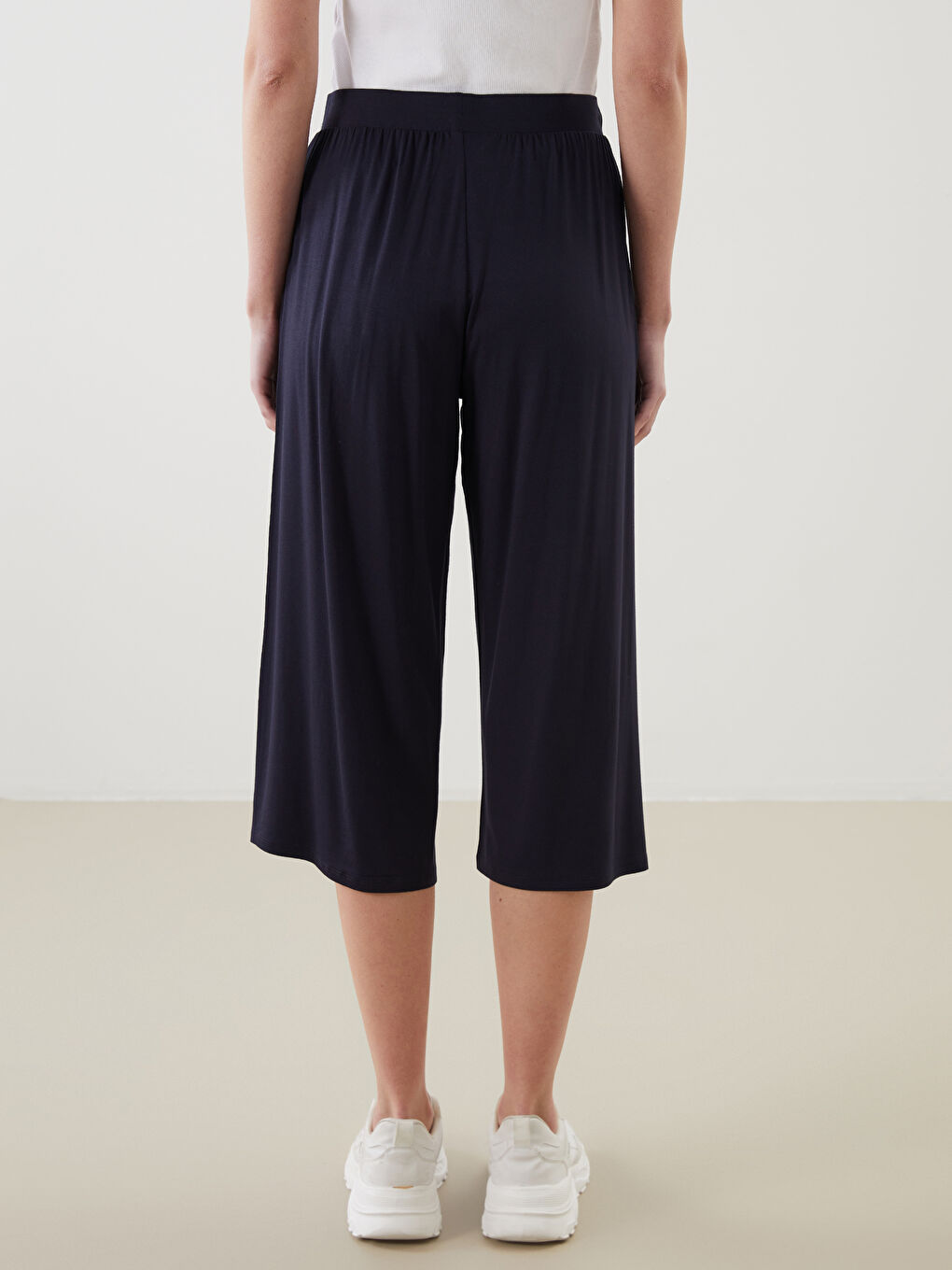 Elastic Waist Capri -S5IG17Z8-E1J