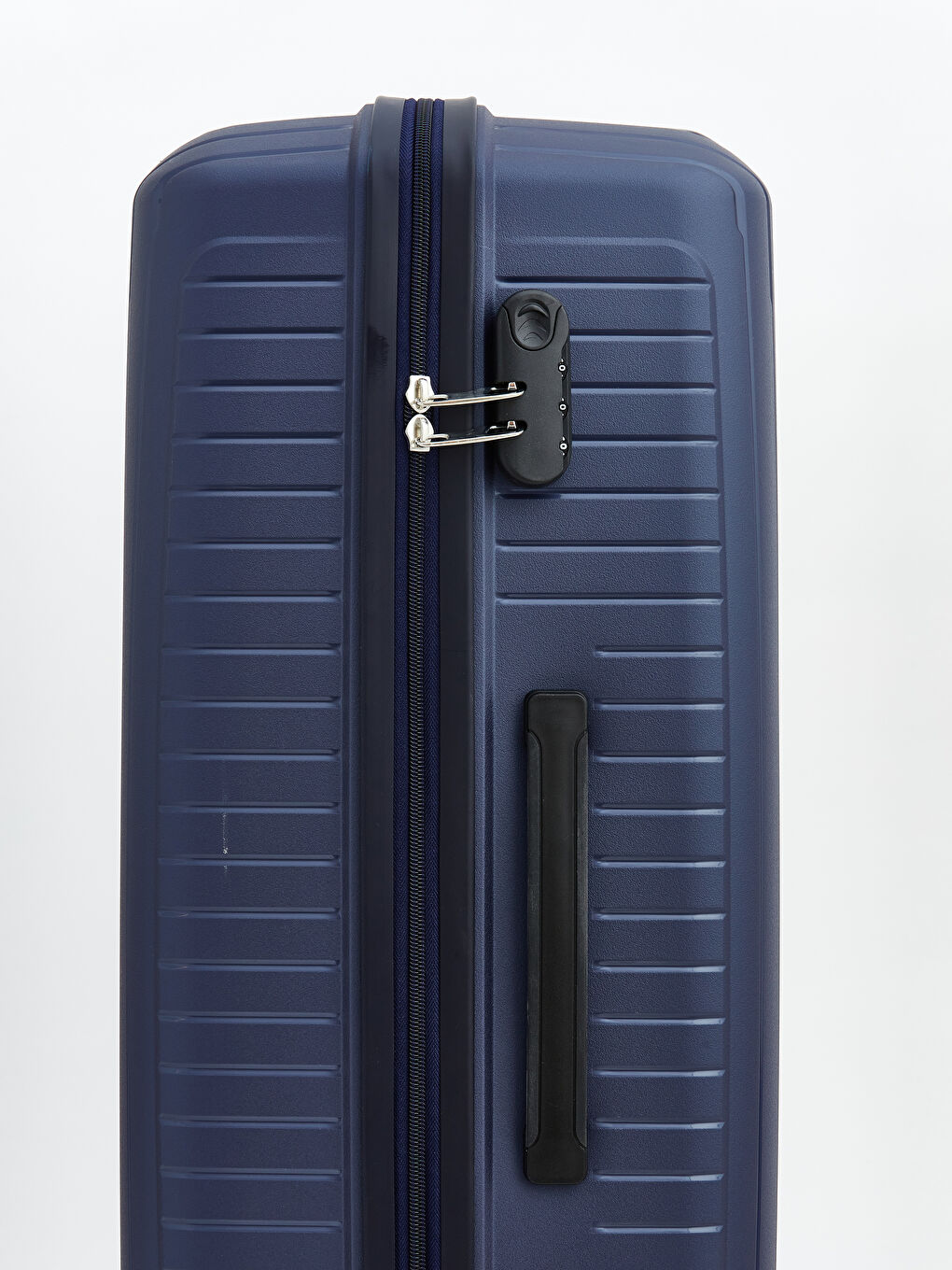 Lacivert Kilit Detaylı Büyük Boy Valiz-5