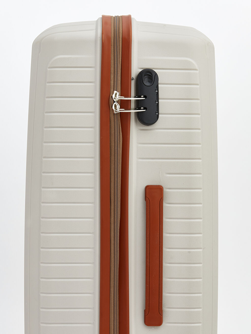 Kahverengi Kilit Detaylı Büyük Boy Valiz-3