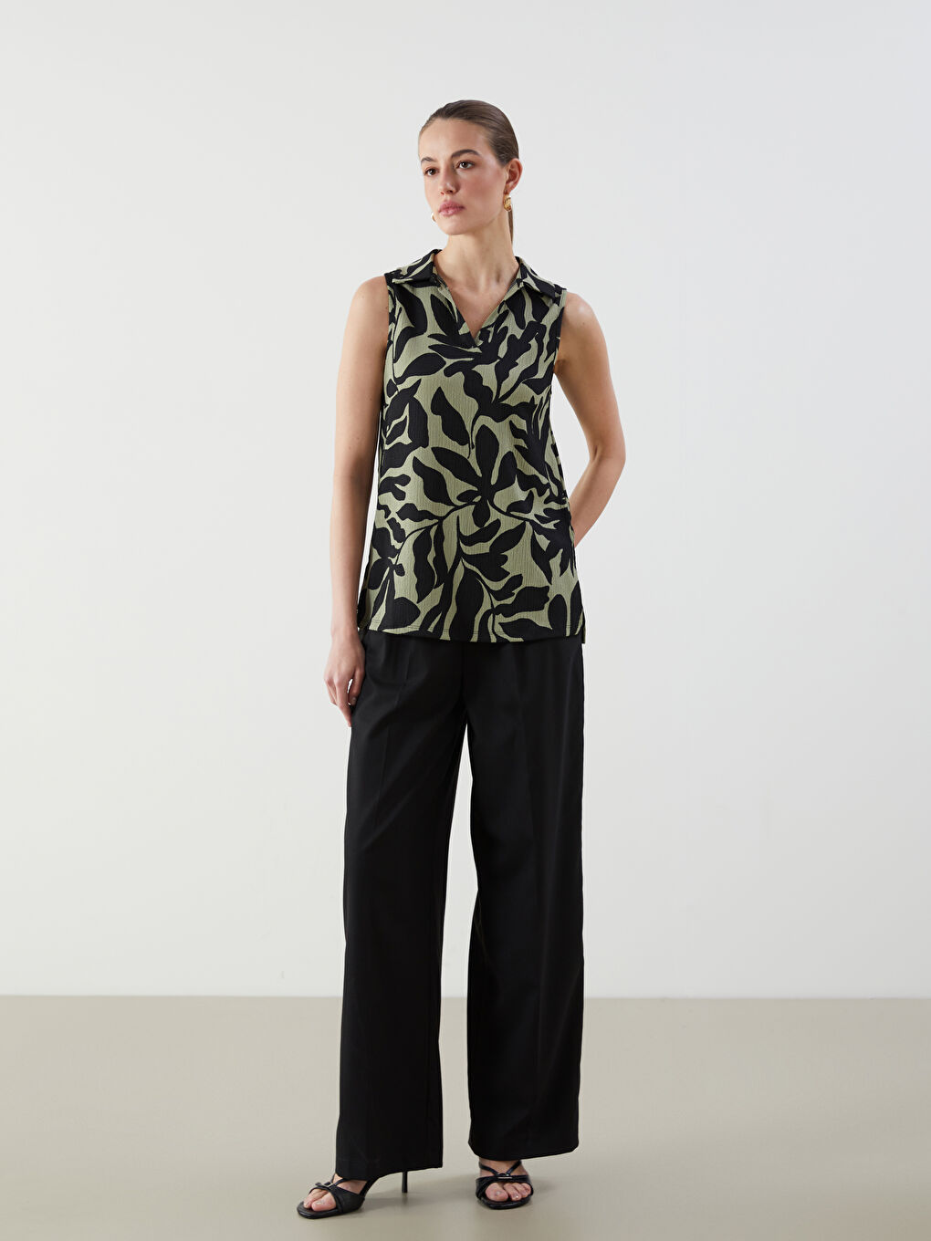 Haki Gömlek Yaka Desenli Bluz-1