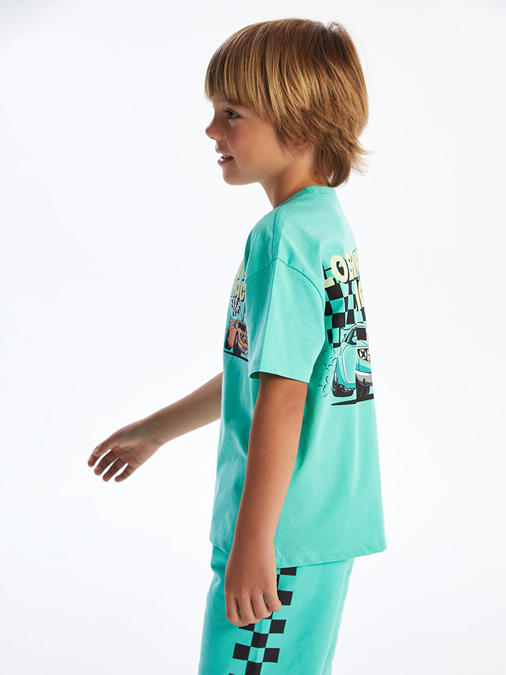 LCW Kids شورت للأولاد مطبوع بخصر مرن -S5IL05Z1-FNJ