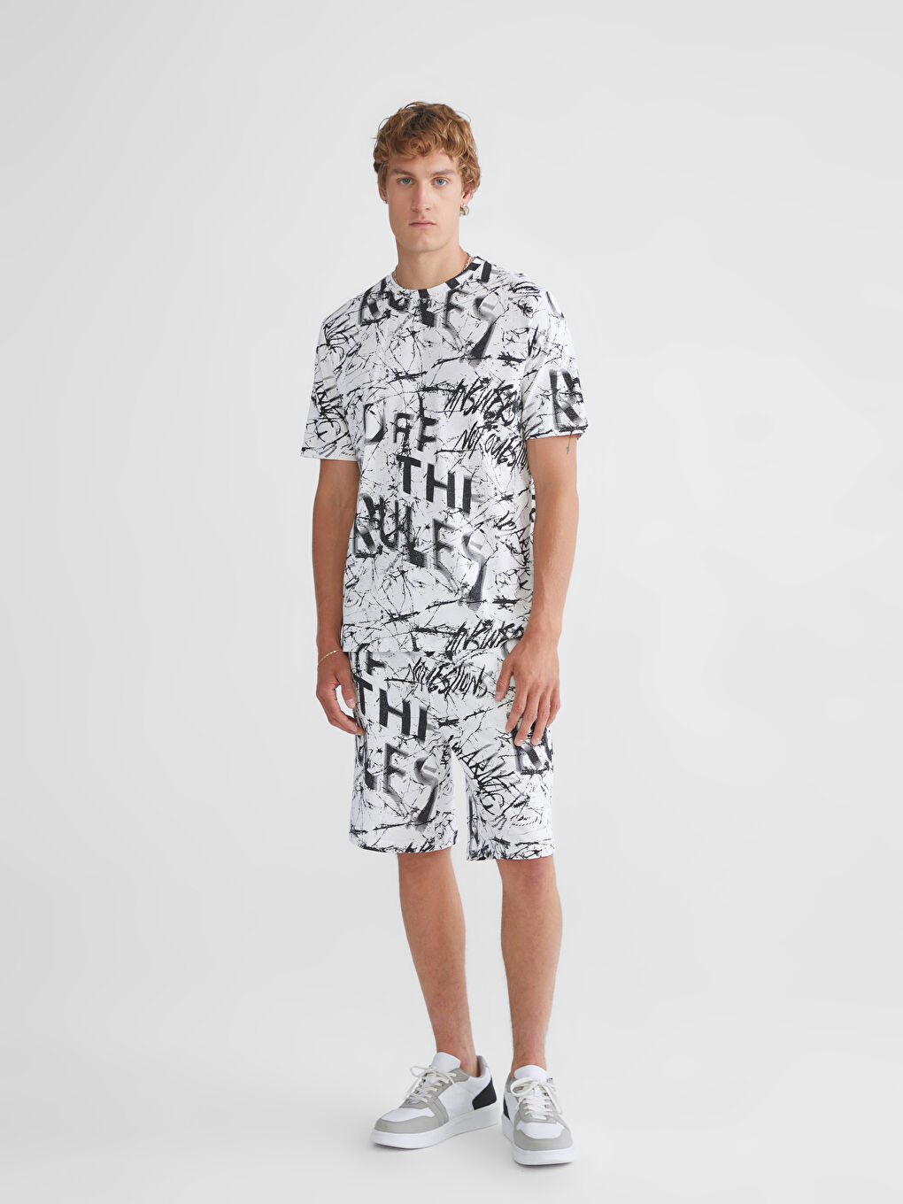 XSIDE Standard Fit Men's Shorts -S5IL40Z8-R9J