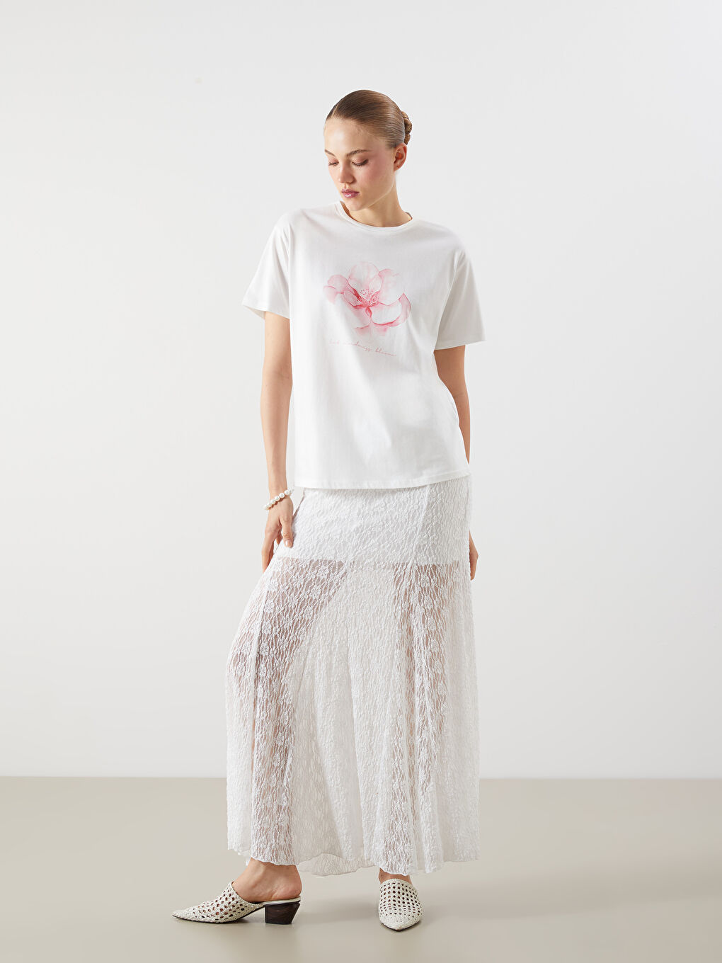 LCW Vision Crew Neck Floral Printed Women's T-Shirt -S5IL98Z8-R9J