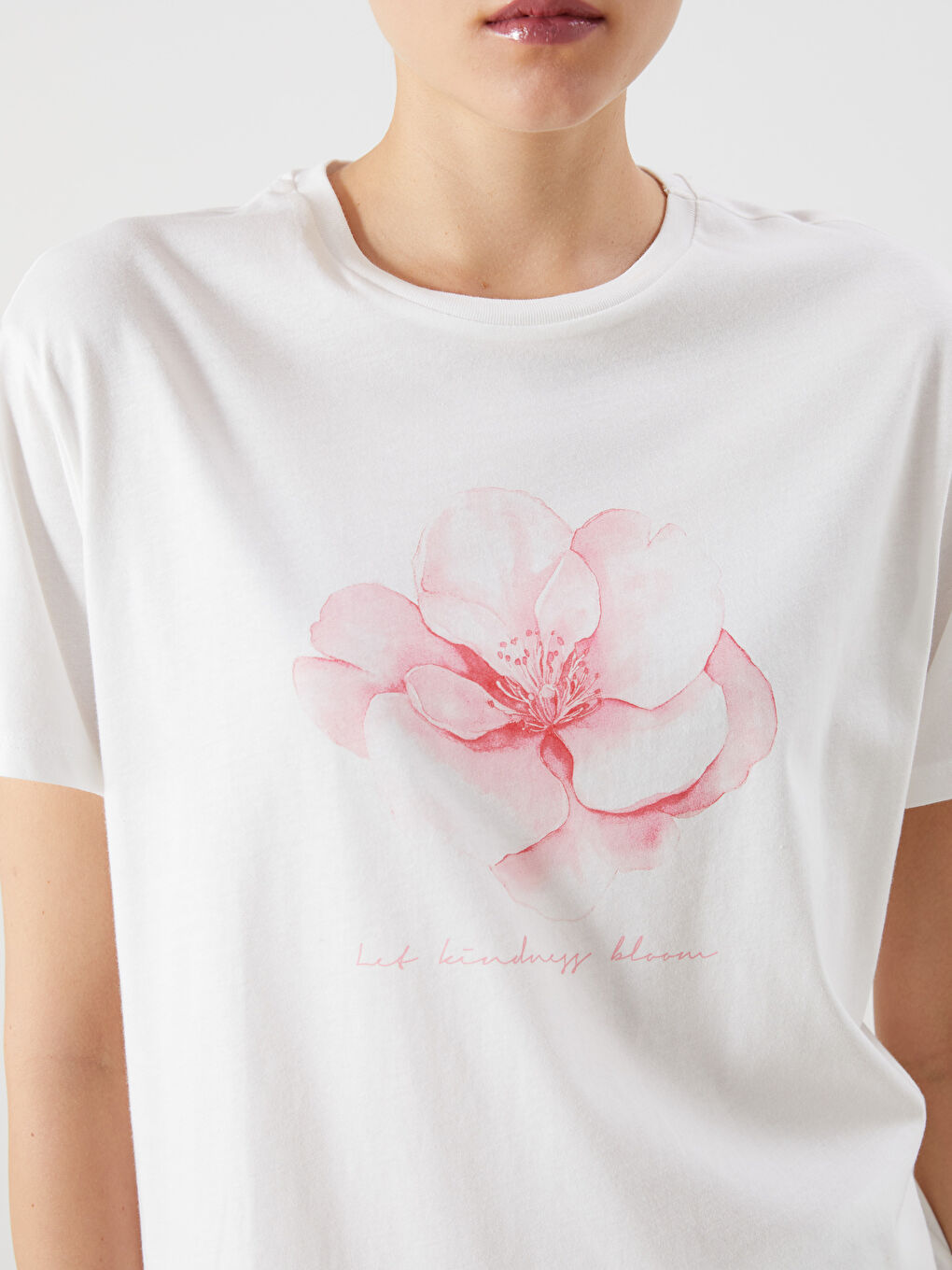 LCW Vision Crew Neck Floral Printed Women's T-Shirt -S5IL98Z8-R9J