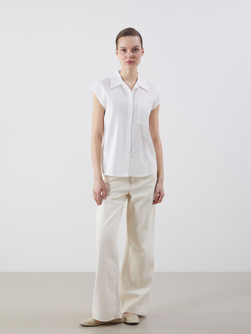 LCWAIKIKI Classic Loose Fit Women's Shirt with Pockets -S5IN99Z8-EEW