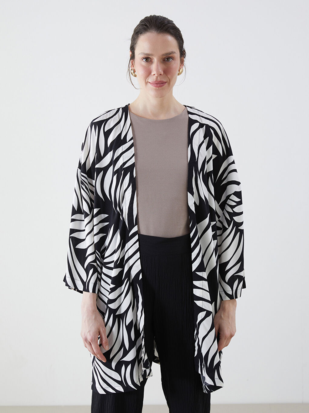 Kimono Oversize à Motifs pour Femmes avec Col Châle
