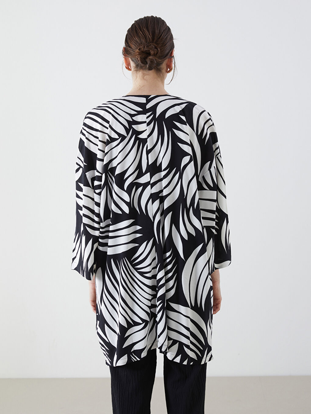 Kimono Oversize à Motifs pour Femmes avec Col Châle-3