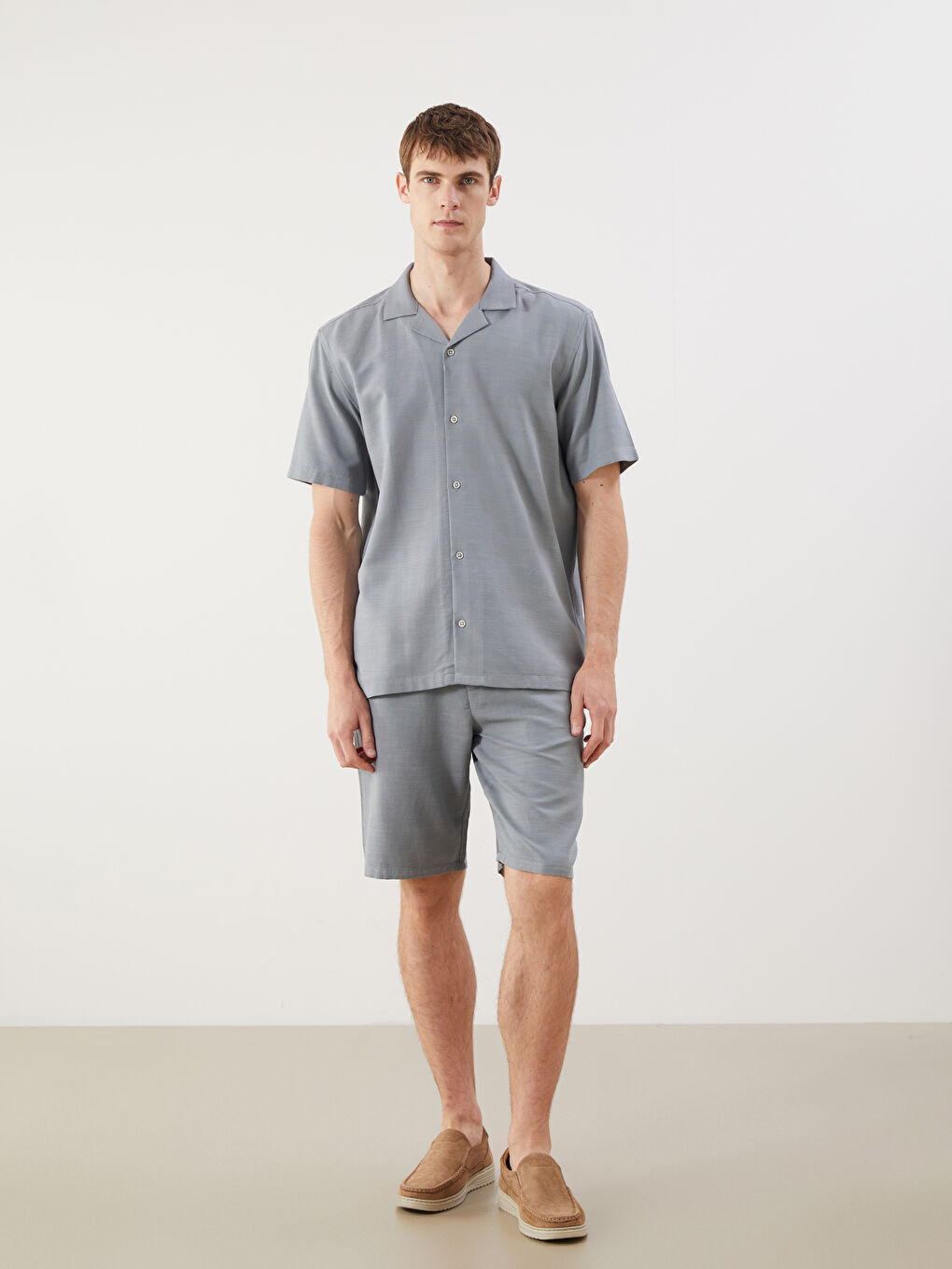 Звичайний крій Сорочка з коротким рукавом виглядом льону для чоловіків-1