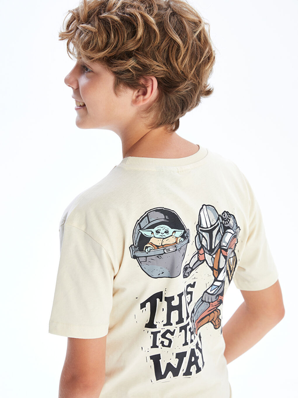 LCW Kids Crew Neck Mandalorian Printed Boys' T-Shirt -S5IP19Z4-FUP