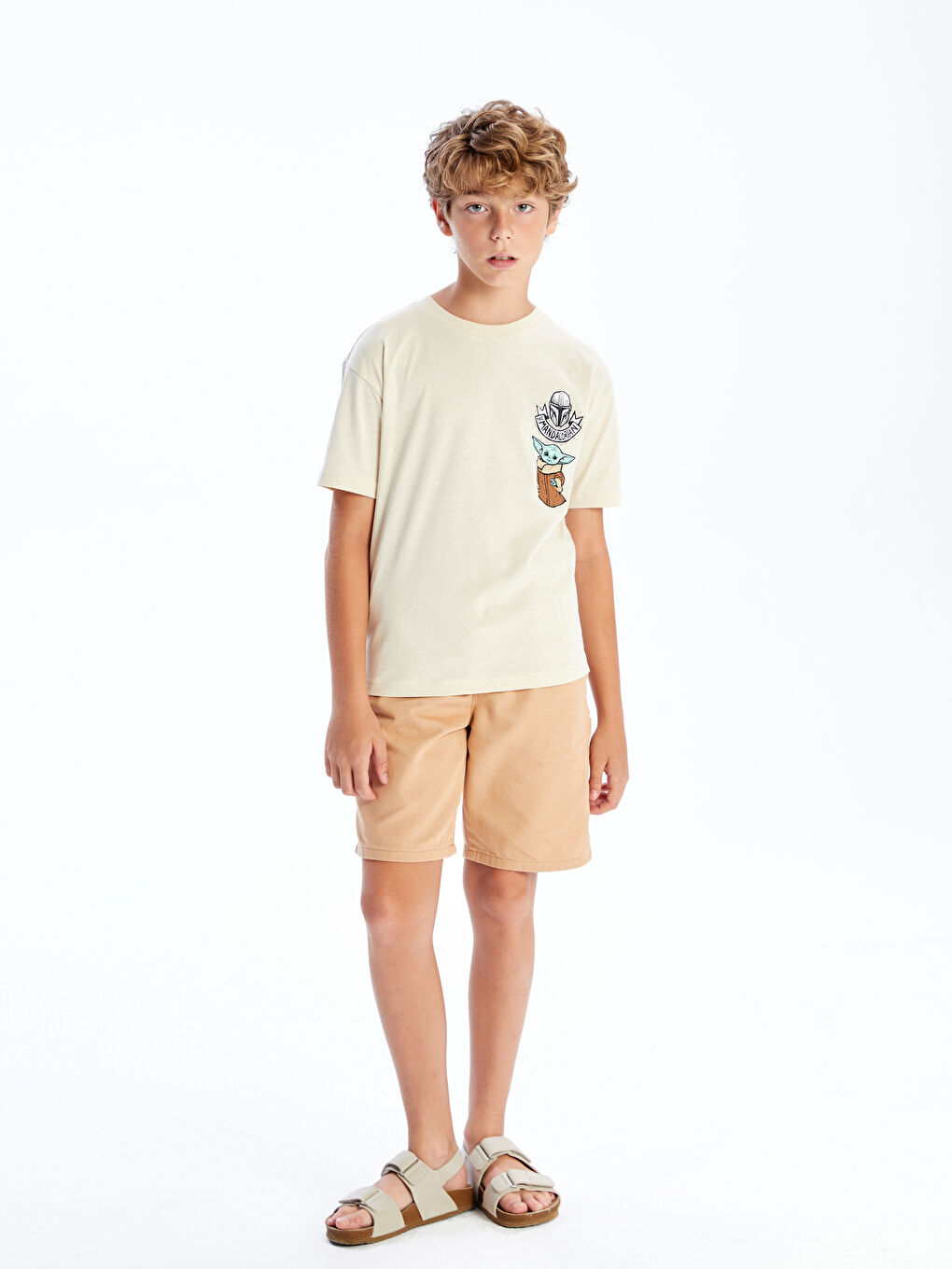 LCW Kids Crew Neck Mandalorian Printed Boys' T-Shirt -S5IP19Z4-FUP