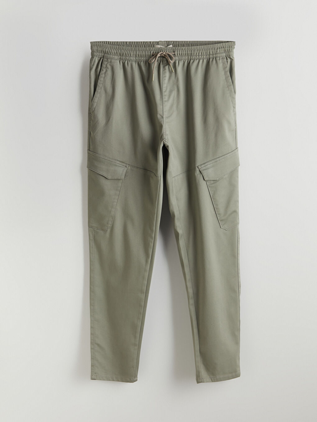 بنطلون كارغو رفيع للرجال-4