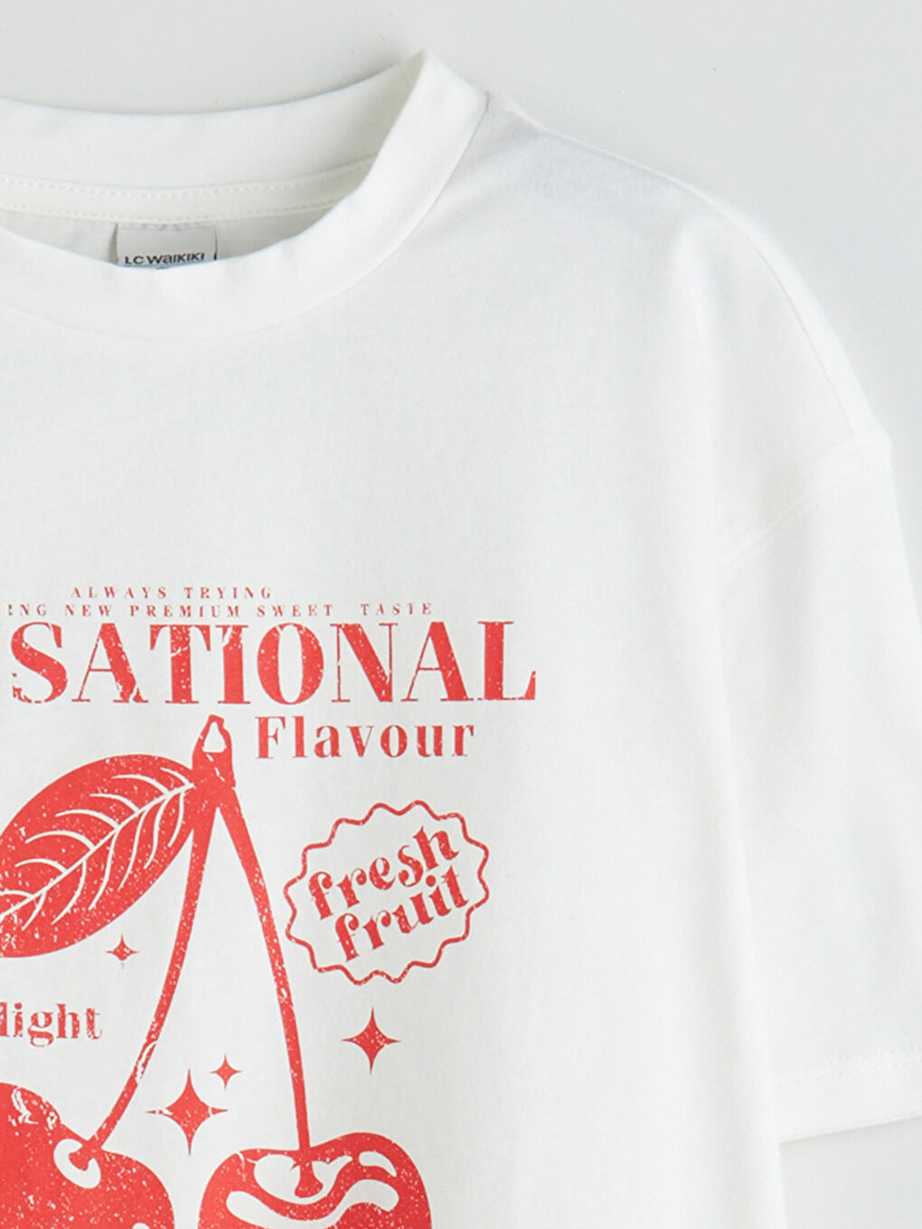 Ekru Bisiklet Yaka Baskılı Kız Çocuk Tişört-3