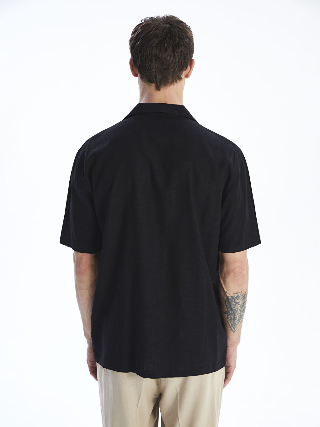 قميص رجالي كم قصير بقماش خليط كتان بقصة عادية-3