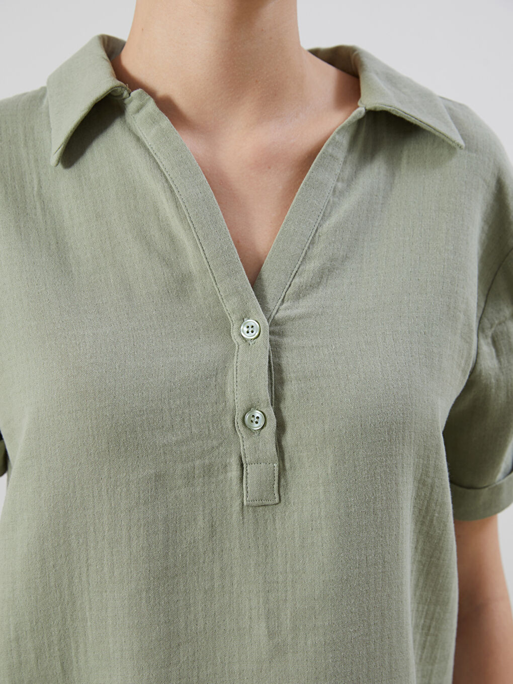 Yeşil Gömlek Yaka Müslin Elbise-2