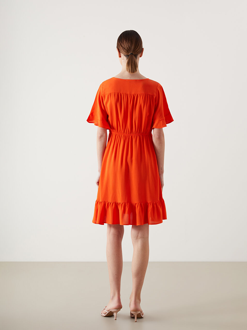 Turuncu Kruvaze Yaka Elbise-3