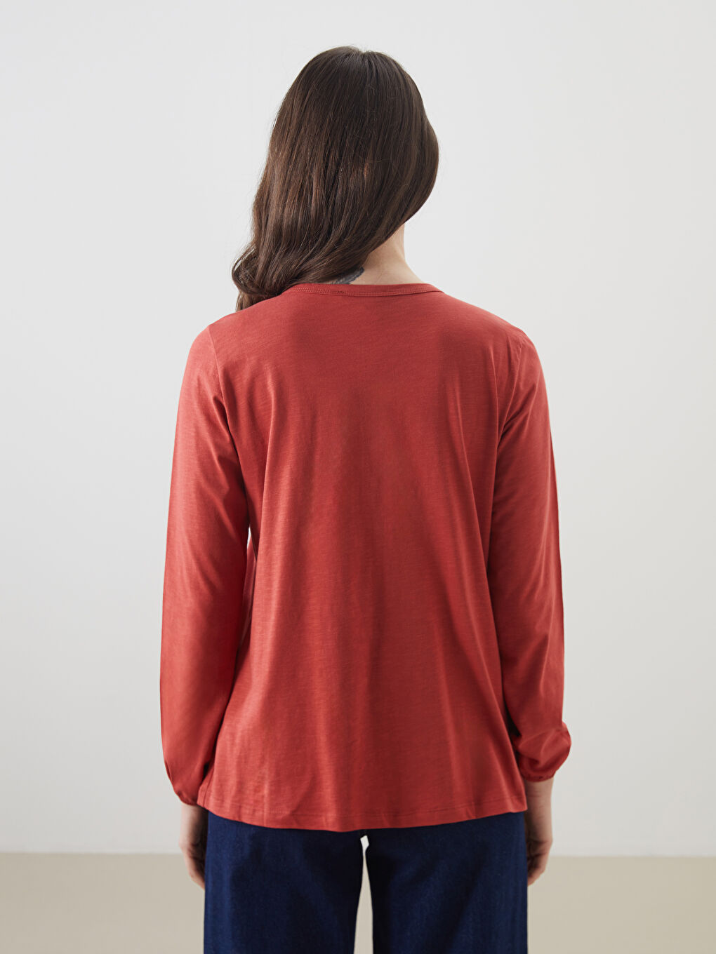 Turuncu Bisiklet Yaka Nakışlı Bluz-3