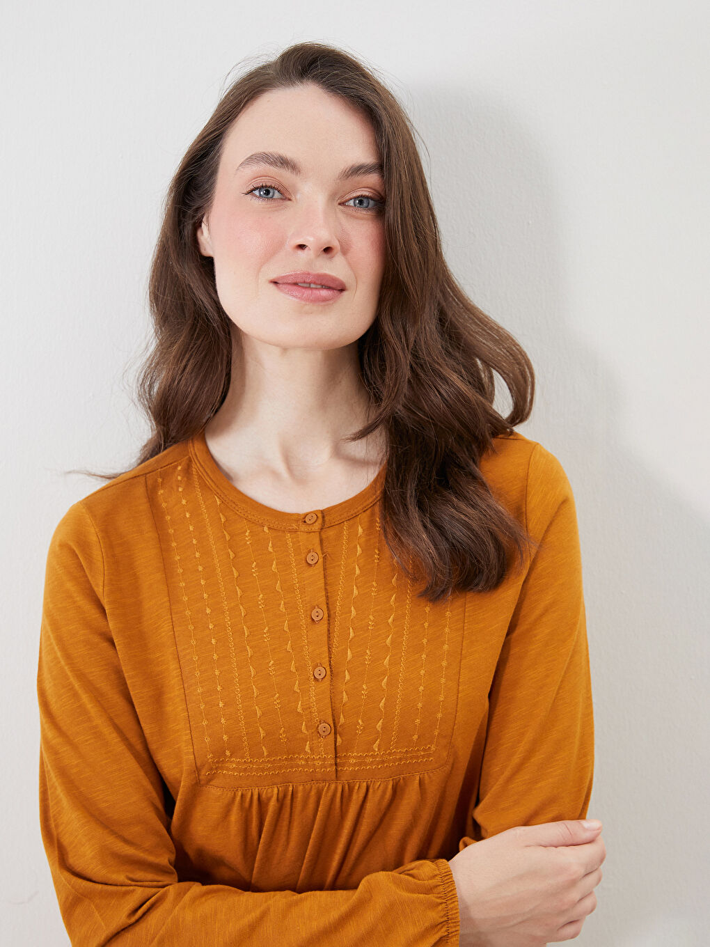 Sarı Bisiklet Yaka Nakışlı Bluz-2