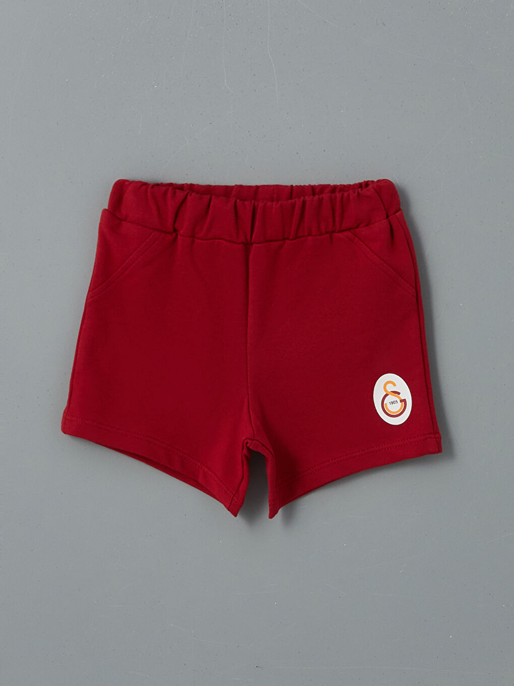 Kırmızı Beli Lastikli Galatasaray Baskılı Erkek Bebek Şort