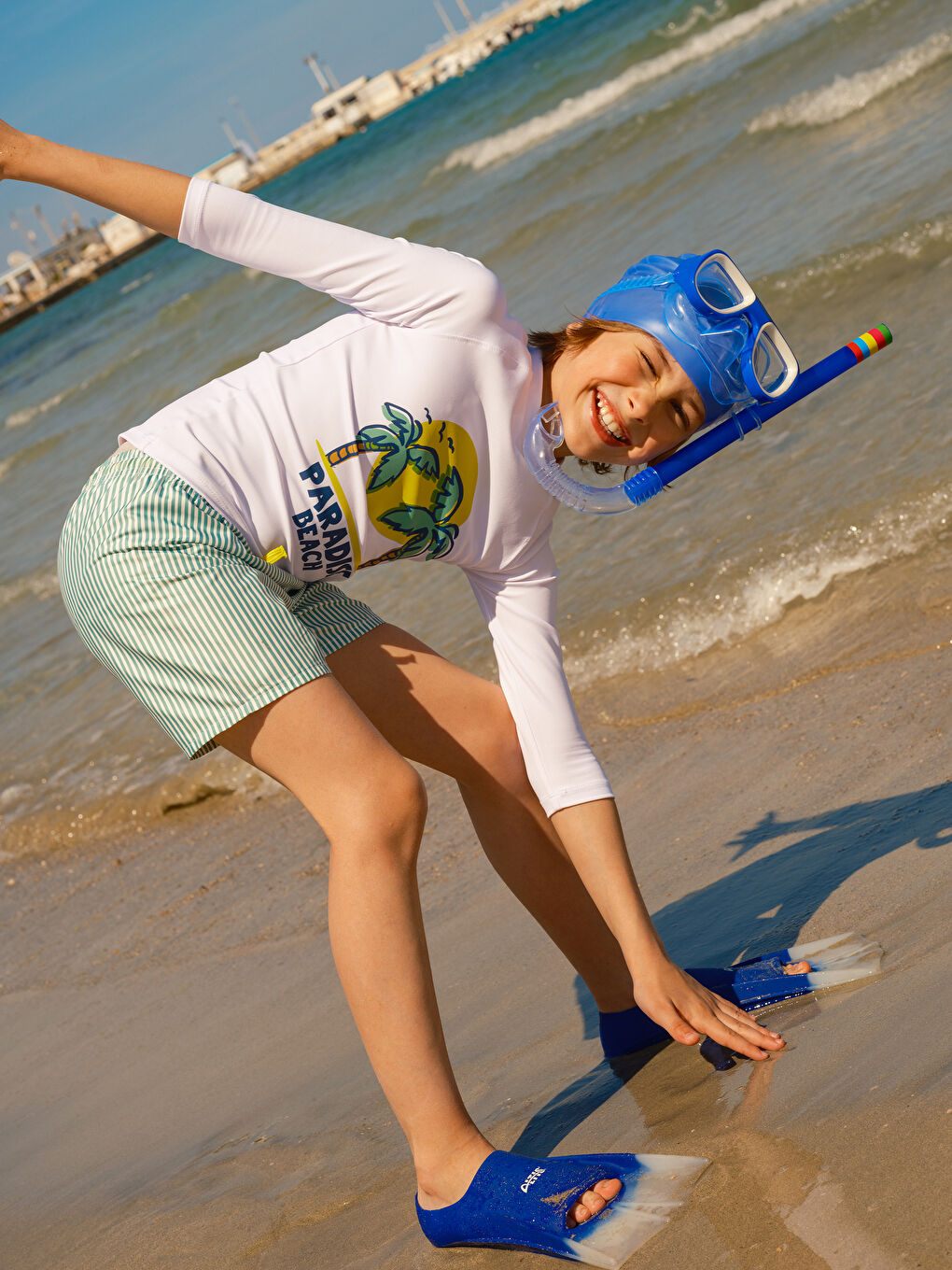 Beyaz UV Korumalı Erkek Çocuk Yüzme Takım-2